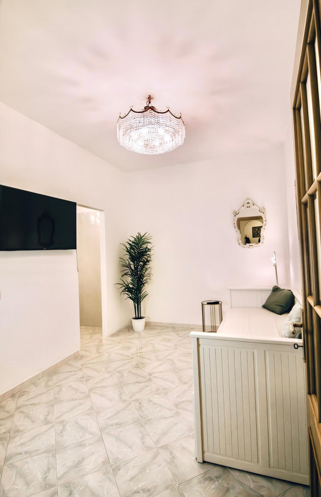 Golden Luxury Home - San Giovanni - 10 Min To Basilica Of San Giovanni - 25 Min To Colosseum ローマ エクステリア 写真