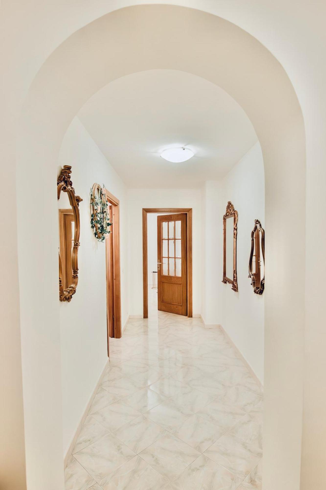 Golden Luxury Home - San Giovanni - 10 Min To Basilica Of San Giovanni - 25 Min To Colosseum ローマ エクステリア 写真
